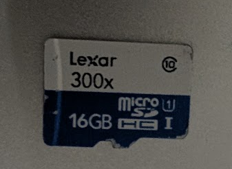 File:Lexar High-Performance 300x White and Blue microSD.png