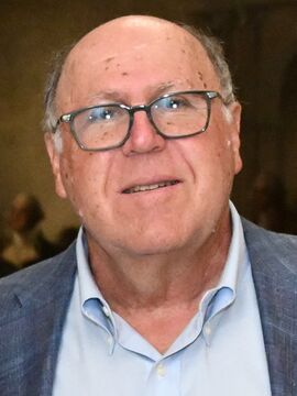 Henry Laufer, listed in the FEC filing as retired, gave $250,000 to the Victory Fund super PAC on November 14, 2019.[22]