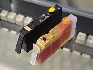 HP ink cartridge 2.jpg